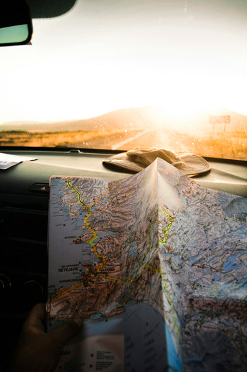 Travel Smart: Essential Tips for Maintaining Healthy Skin on Your Adventures